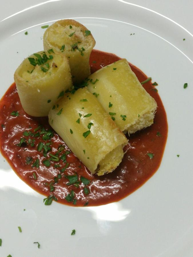 Agriturismo Macchiapiede 萨拉孔西利纳 外观 照片