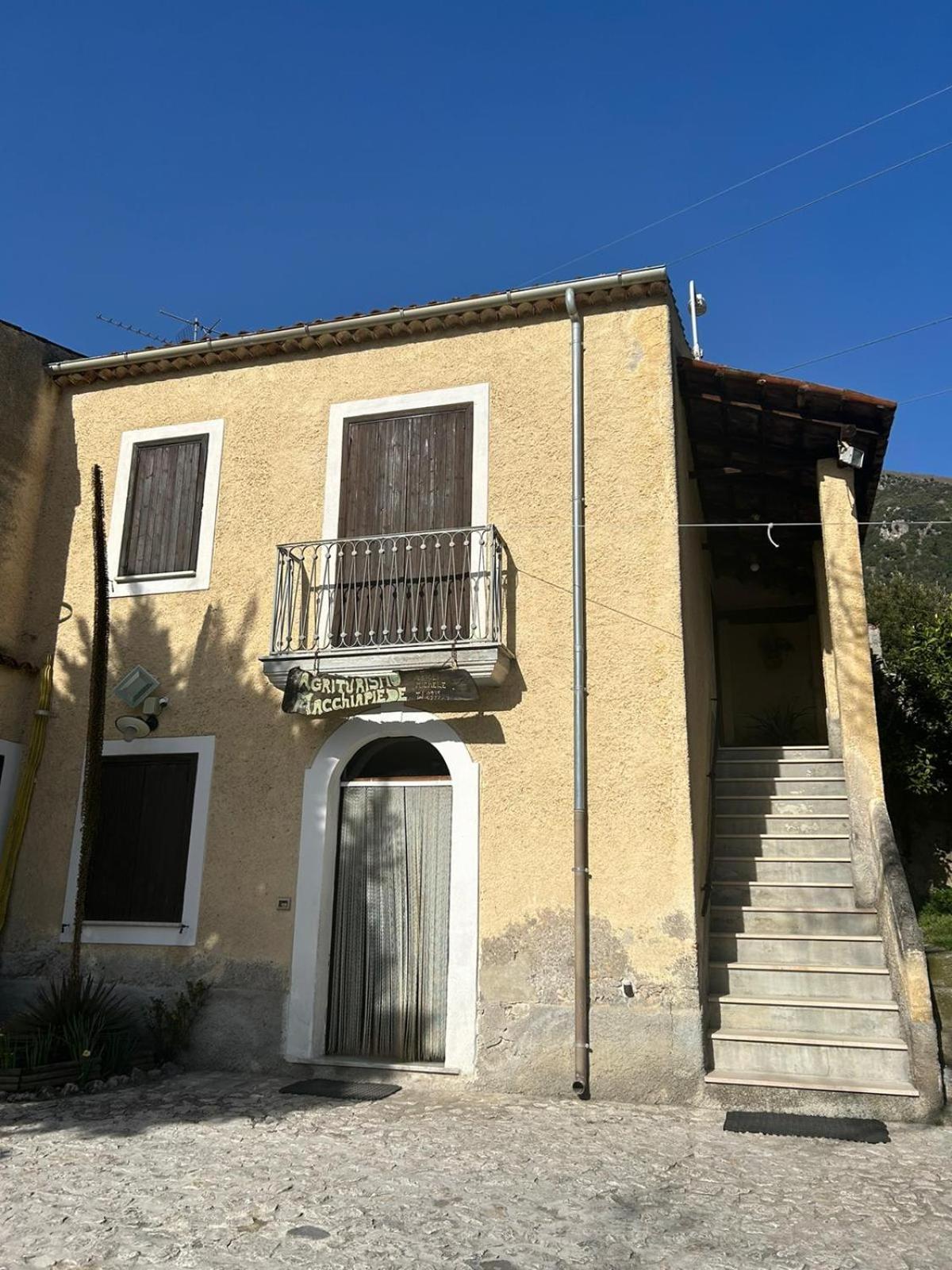 Agriturismo Macchiapiede 萨拉孔西利纳 外观 照片